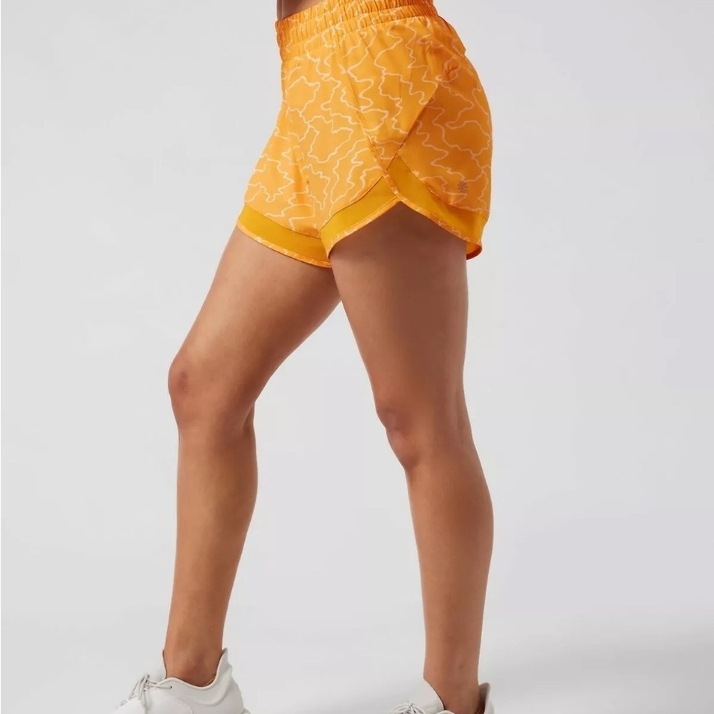 Athleta Marigold Athletic Shorts with‎ Elastic Waistband - Picture 3 of 6